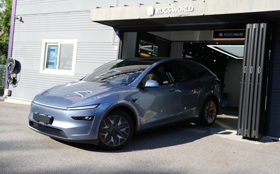 Tesla Model Y 2026