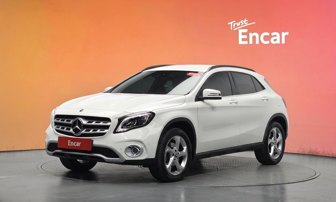 Mercedes-Benz GLA-Class 2019
