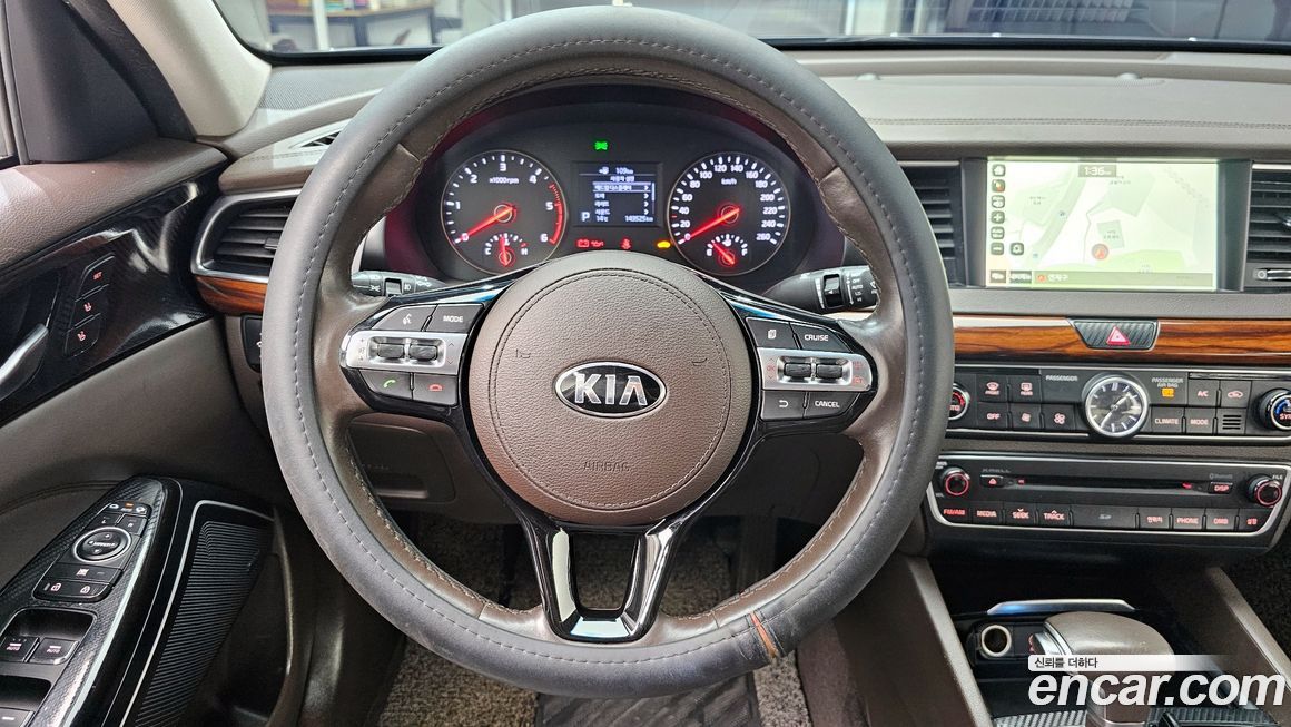 Kia K7 2016