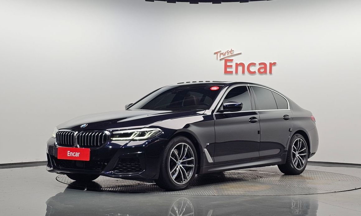 BMW 5-Series 2023
