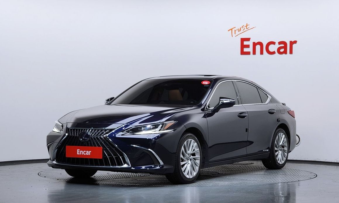 Lexus ES 2022