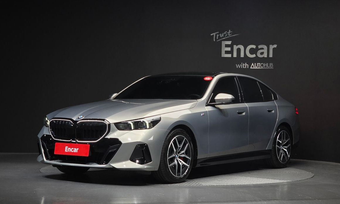 BMW 5-Series 2025