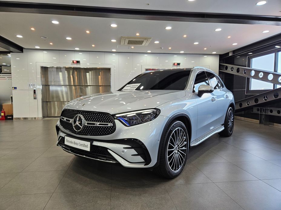 Mercedes-Benz GLC-Class 2025