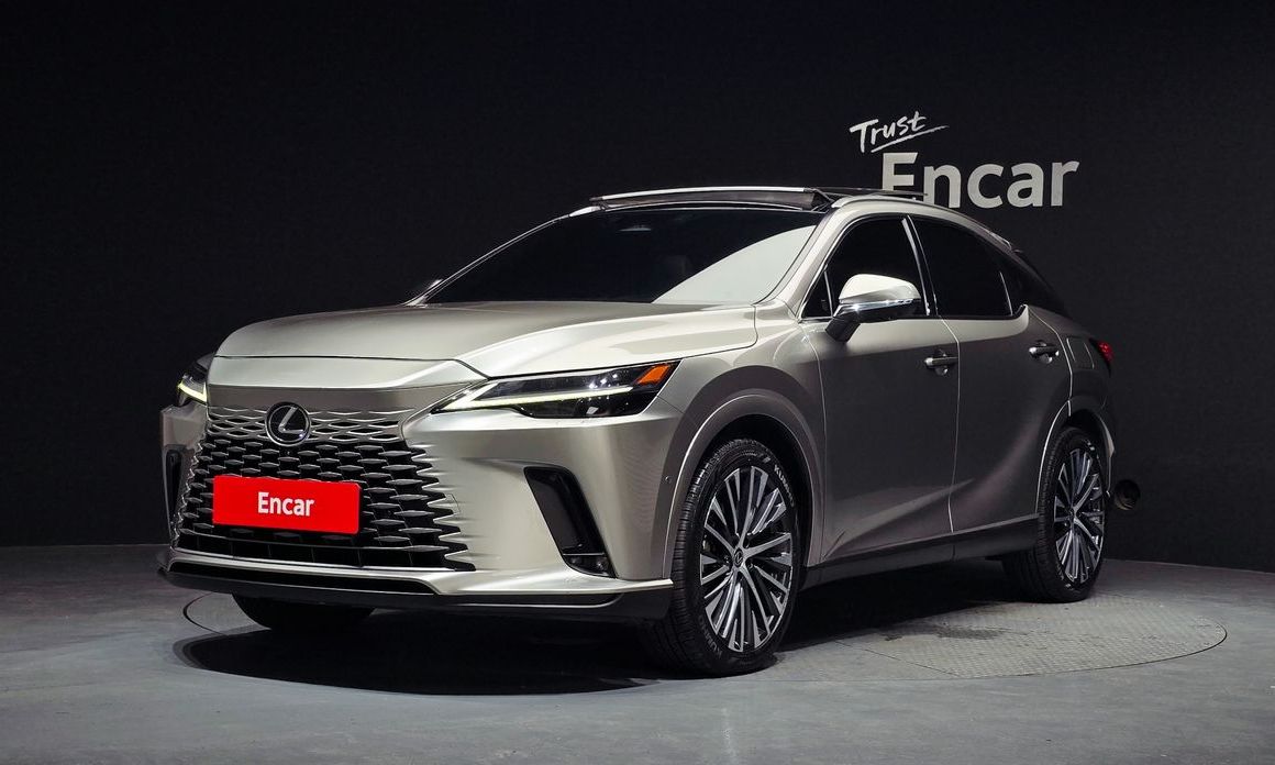 Lexus RX 2023