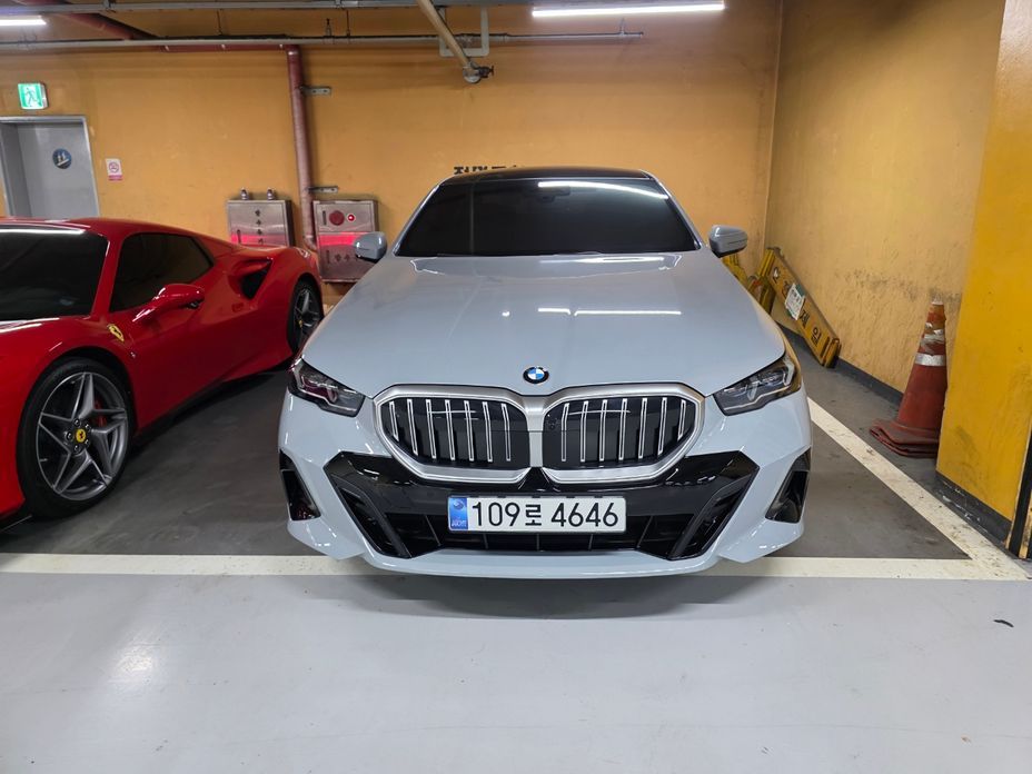 BMW 5-Series 2026