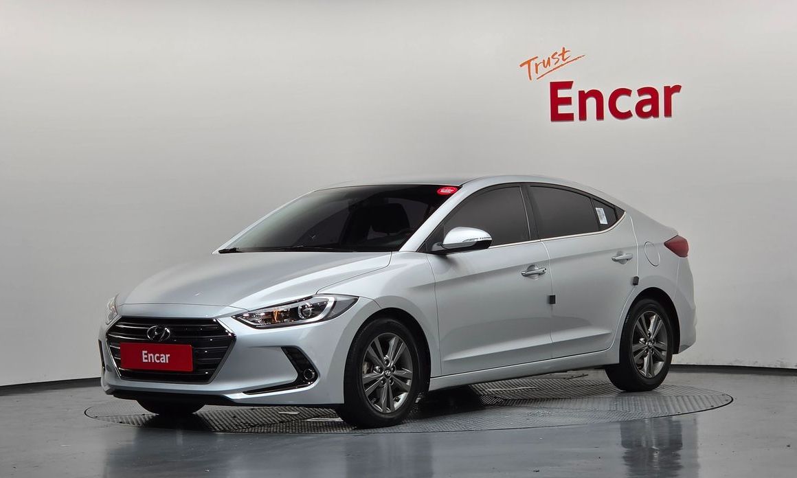Hyundai AVANTE 2016
