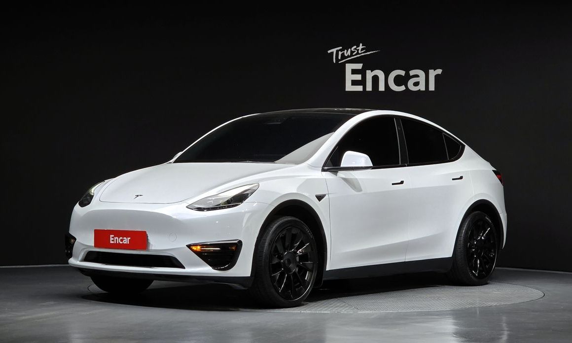 Tesla Model Y 2021