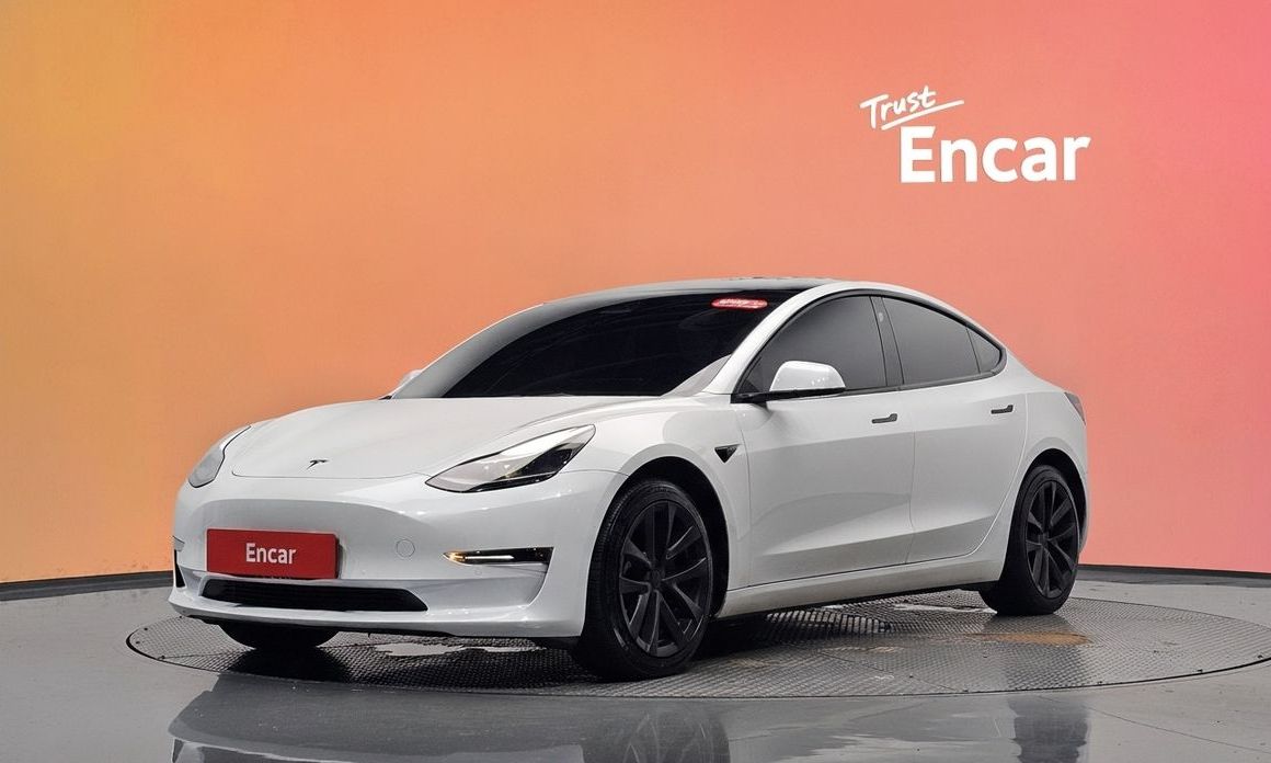 Tesla Model 3 2022