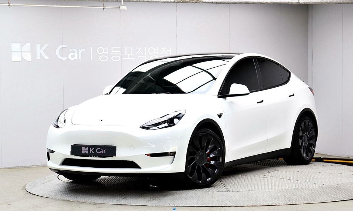 Tesla Model Y 2021
