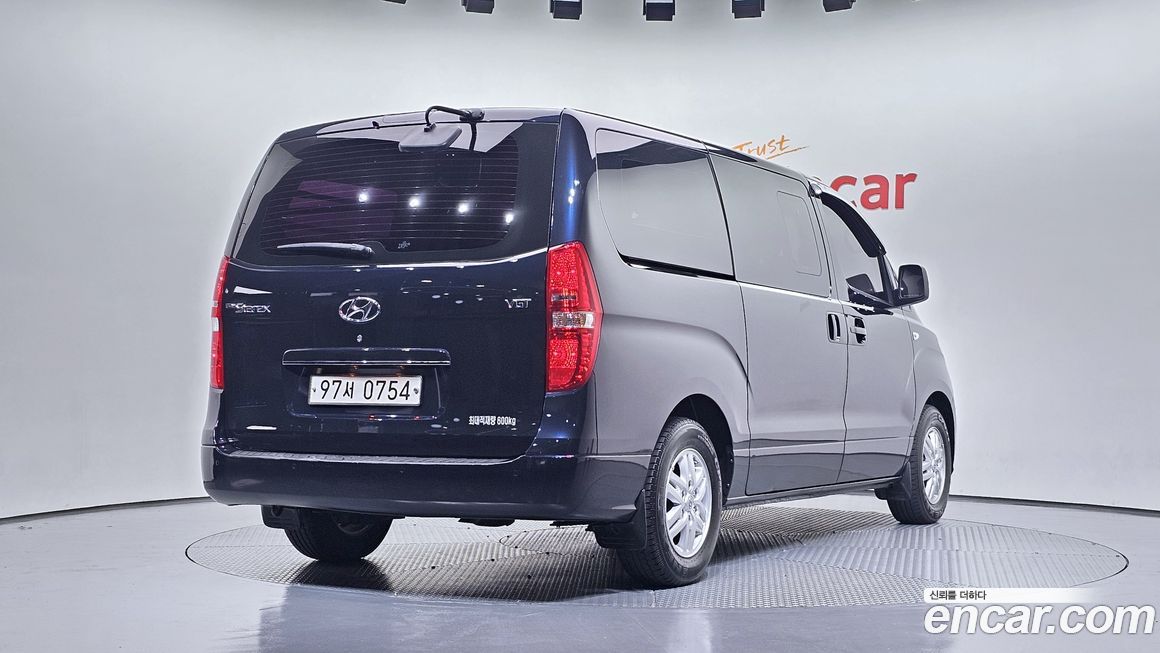 Hyundai Starex 2019