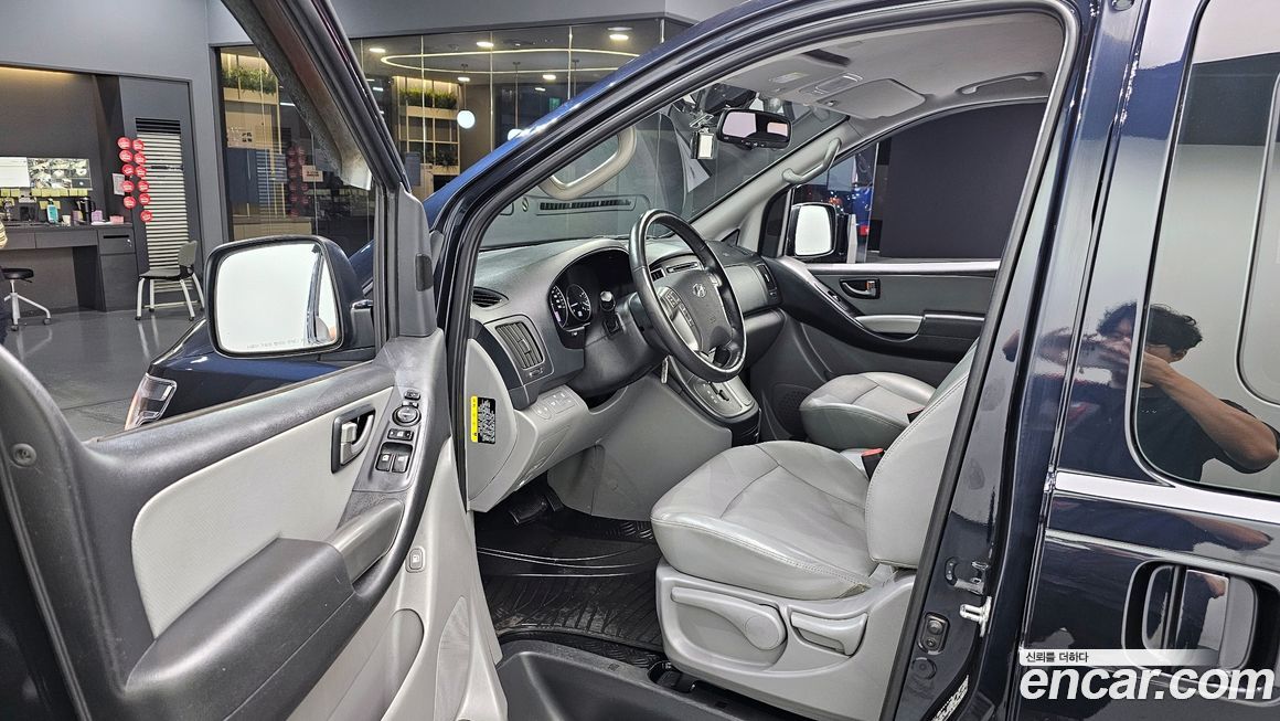 Hyundai Starex 2019