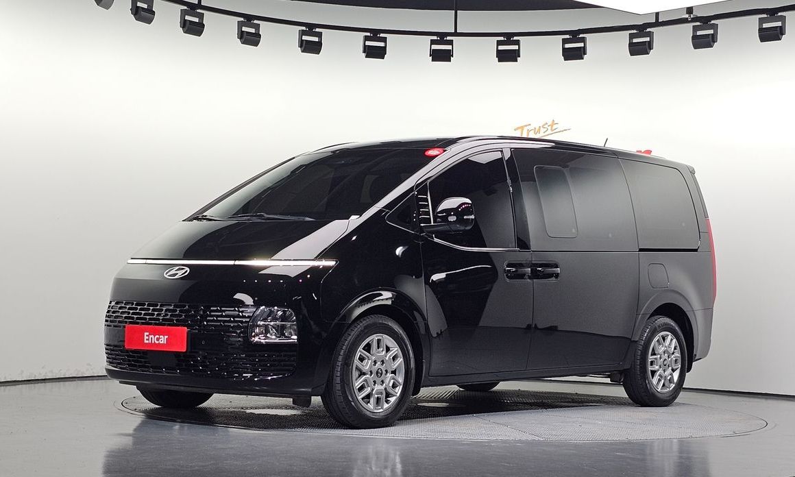 Hyundai Staria 2025