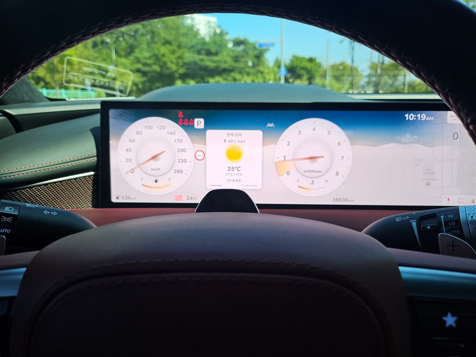 Genesis G80 2025