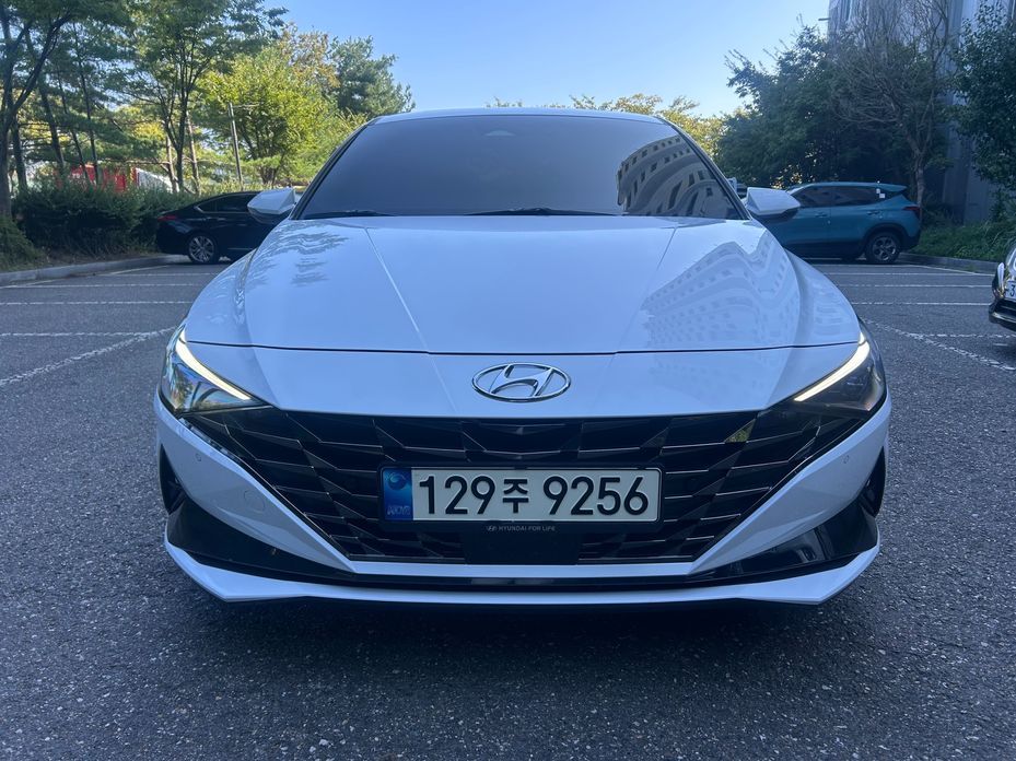 Hyundai AVANTE 2022
