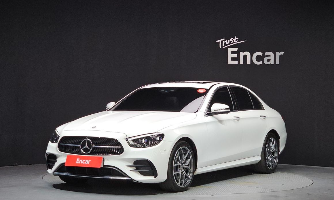 Mercedes-Benz E-Class 2023