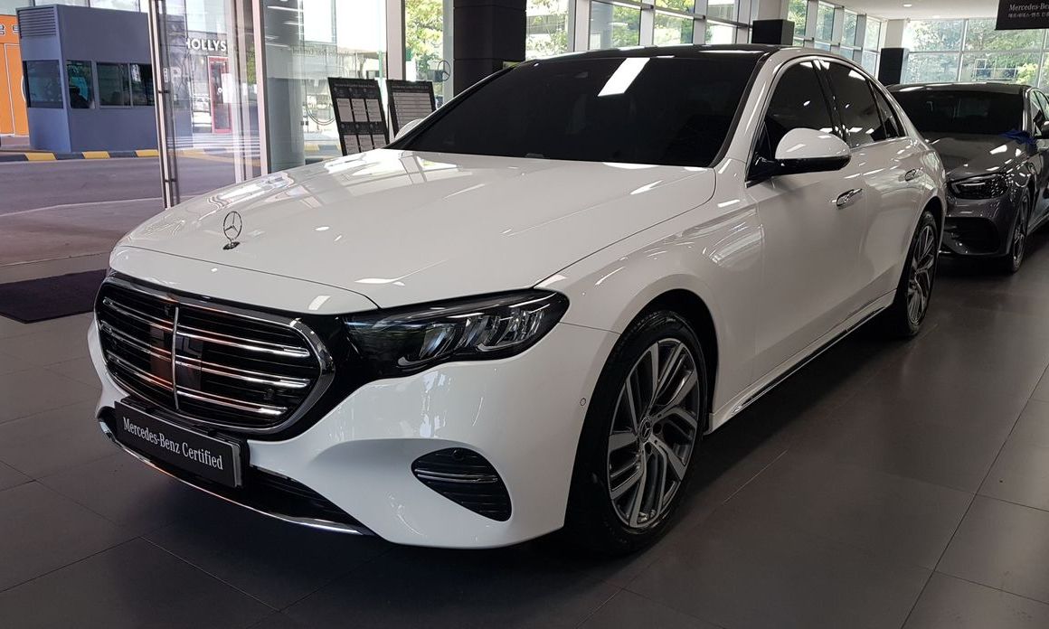 Mercedes-Benz E-Class 2024
