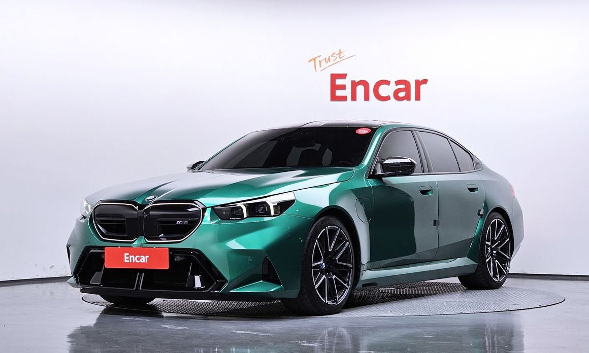 BMW M5 2025