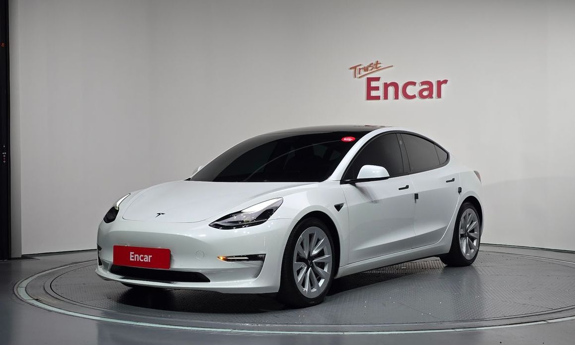 Tesla Model 3 2022