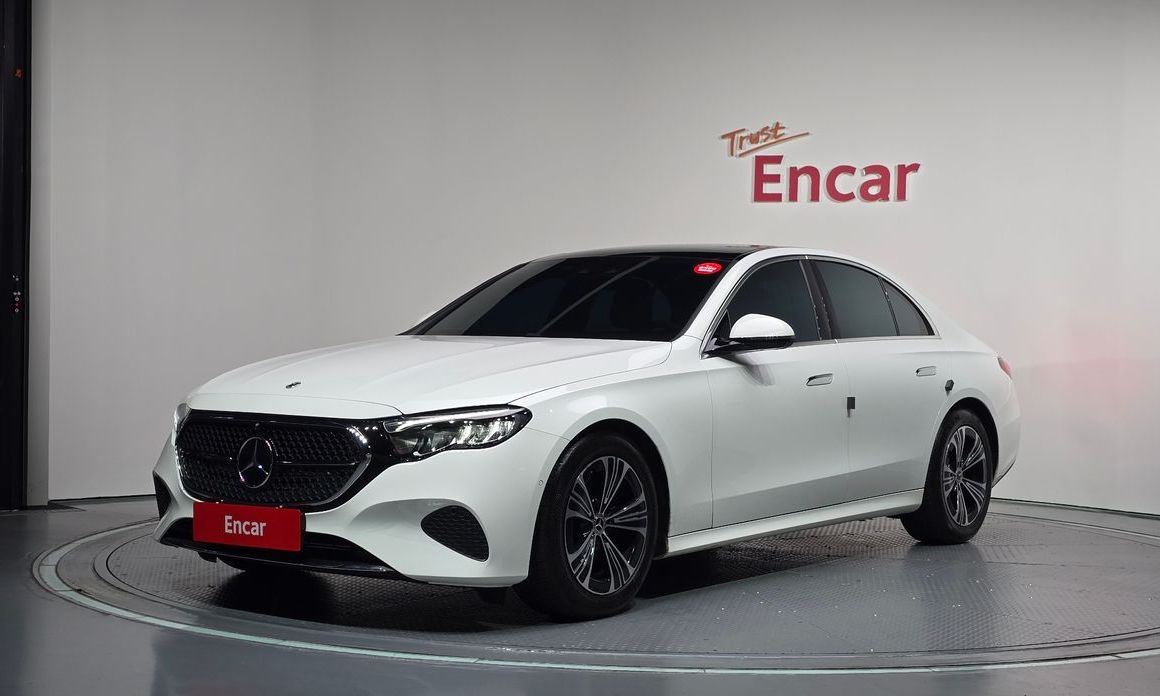 Mercedes-Benz E-Class 2025