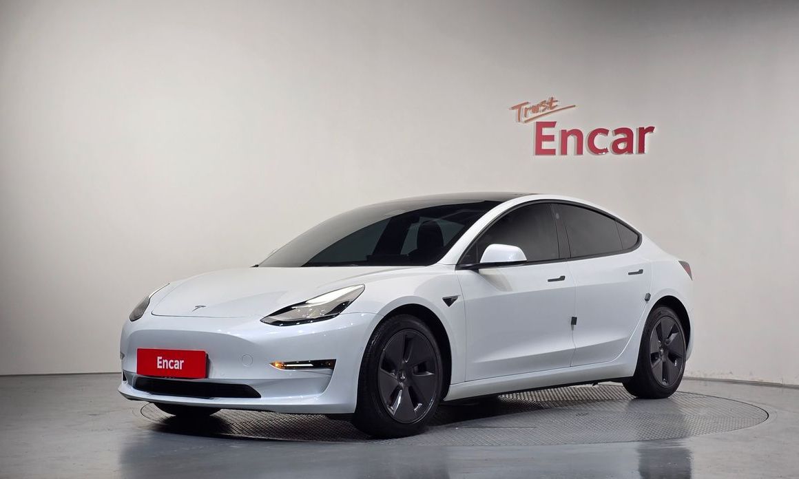 Tesla Model 3 2022