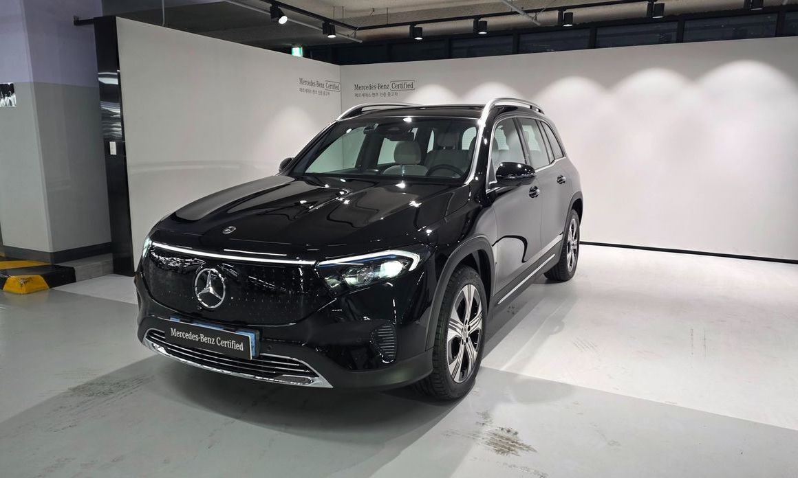 Mercedes-Benz EQB 2026