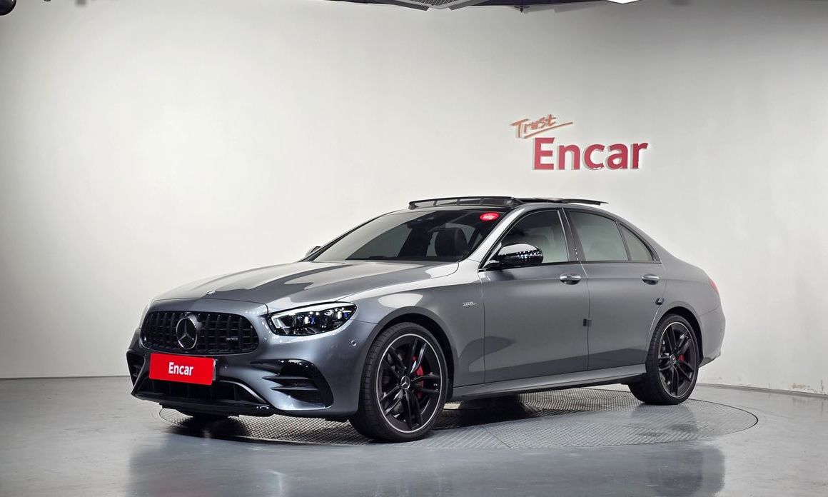 Mercedes-Benz E-Class 2023