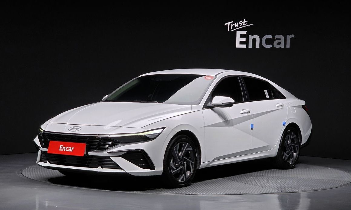 Hyundai AVANTE 2025