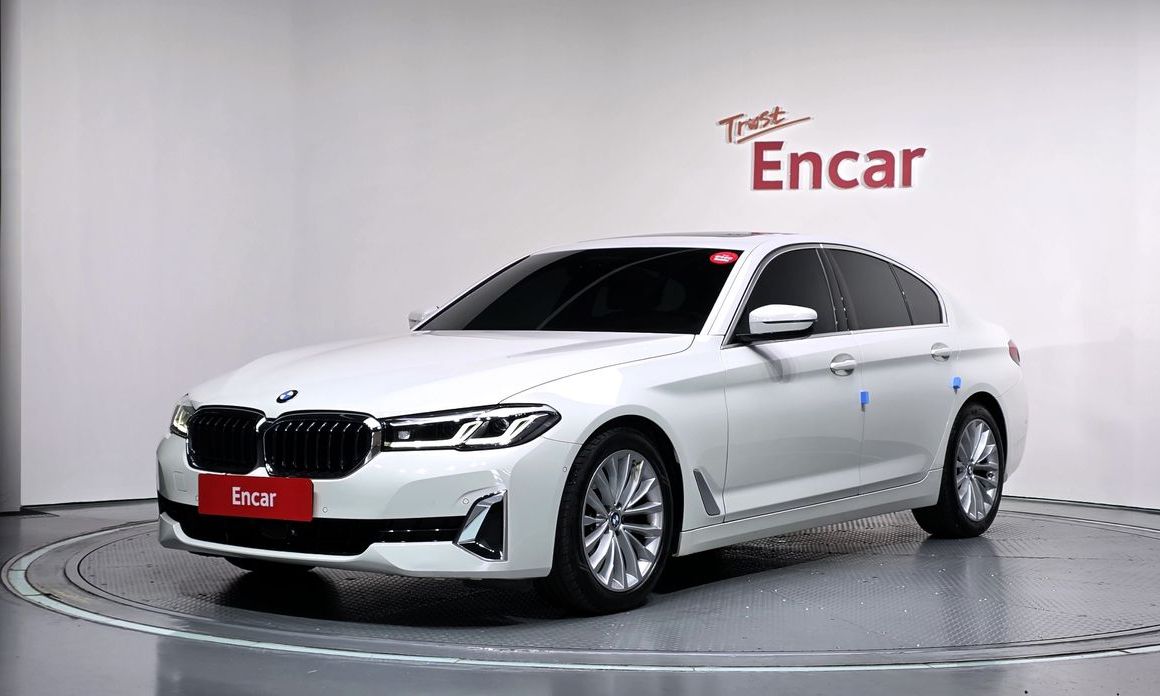 BMW 5-Series 2022
