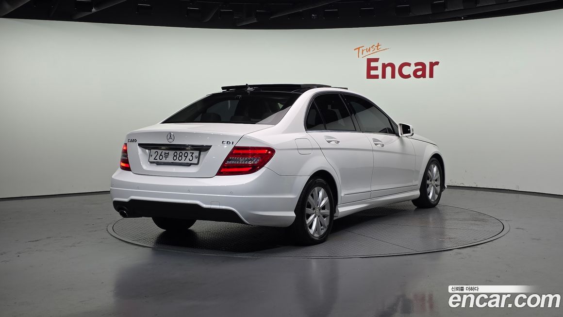 Mercedes-Benz C-Class 2013