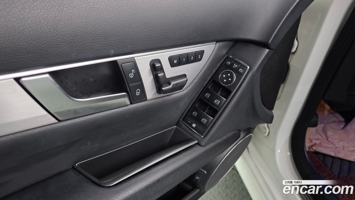 Mercedes-Benz C-Class 2013