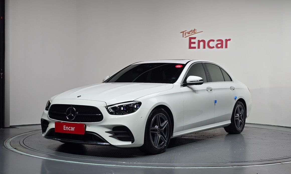 Mercedes-Benz E-Class 2023