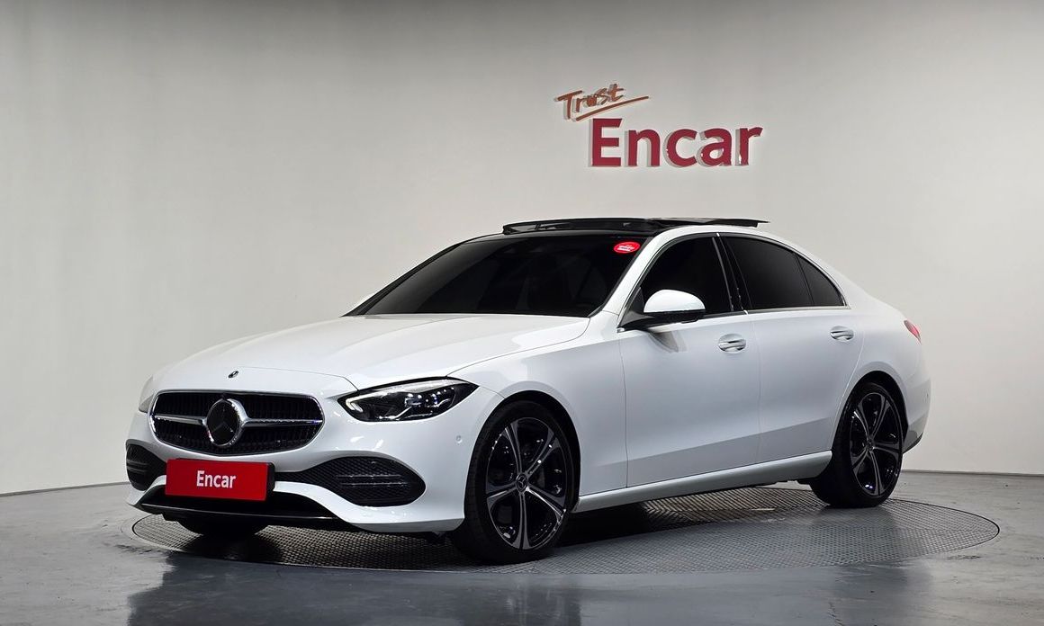 Mercedes-Benz C-Class 2024
