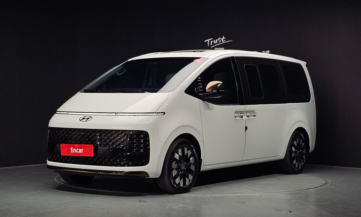 Hyundai Staria 2025