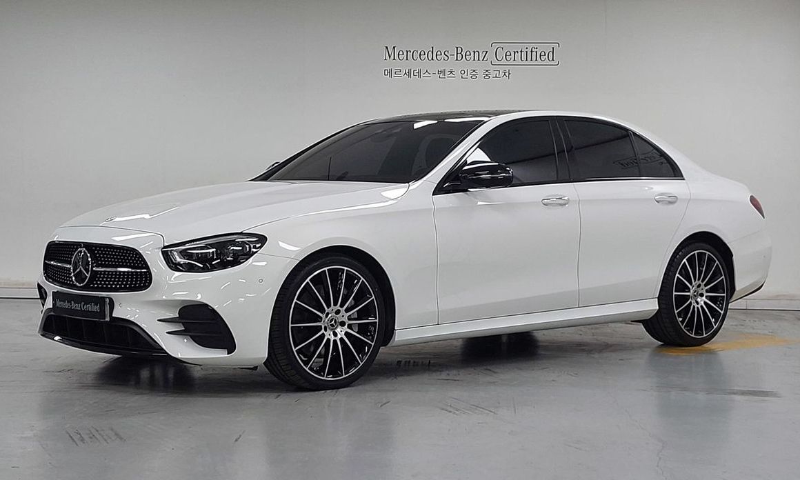 Mercedes-Benz E-Class 2023