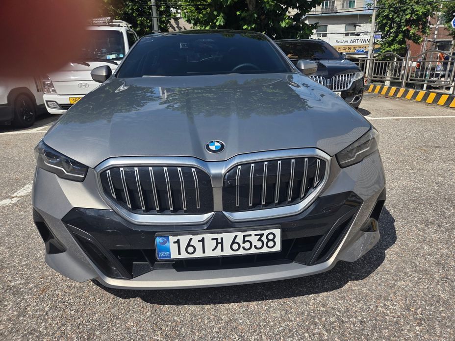 BMW 5-Series 2026