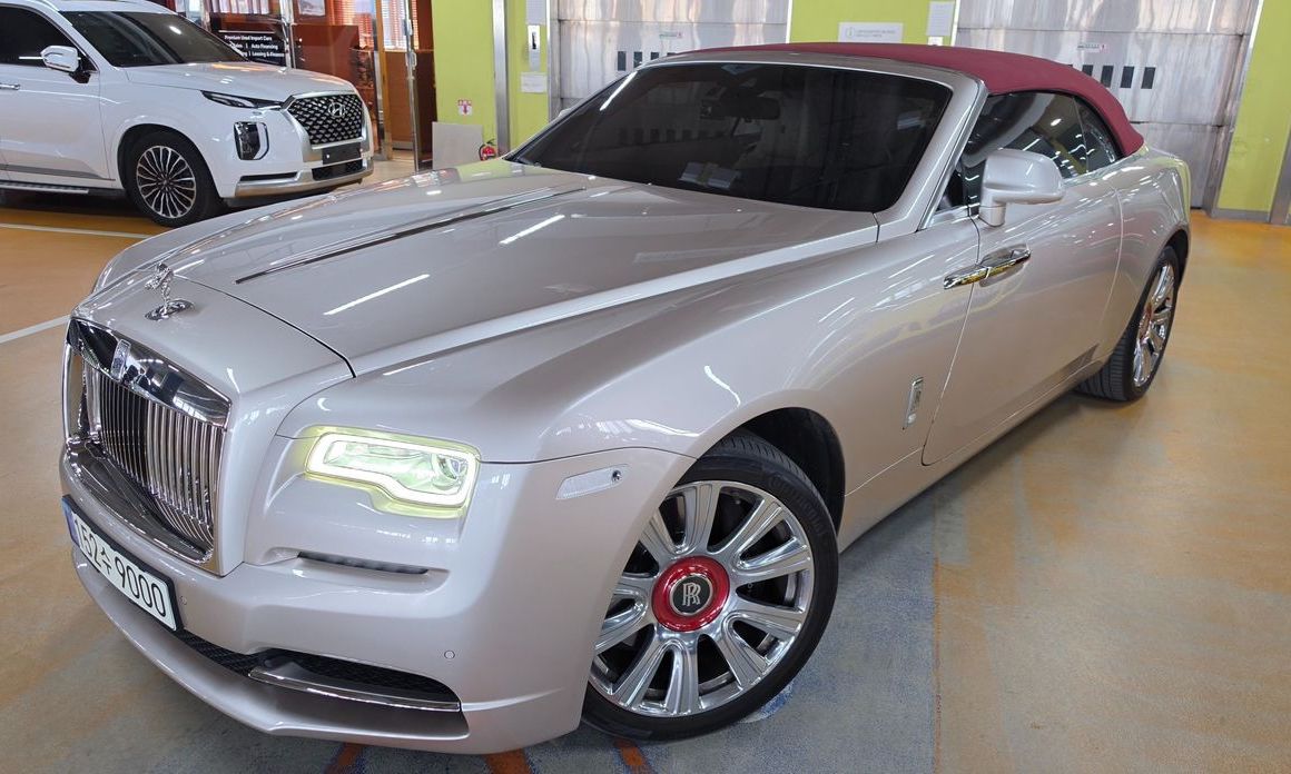 Rolls-Royce Dawn 2021