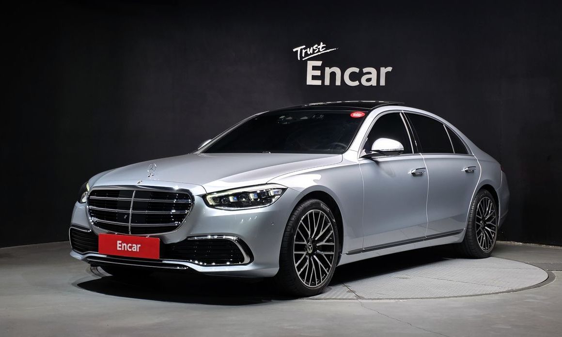 Mercedes-Benz S-Class 2025