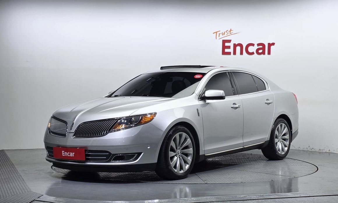 Lincoln MKS 2015