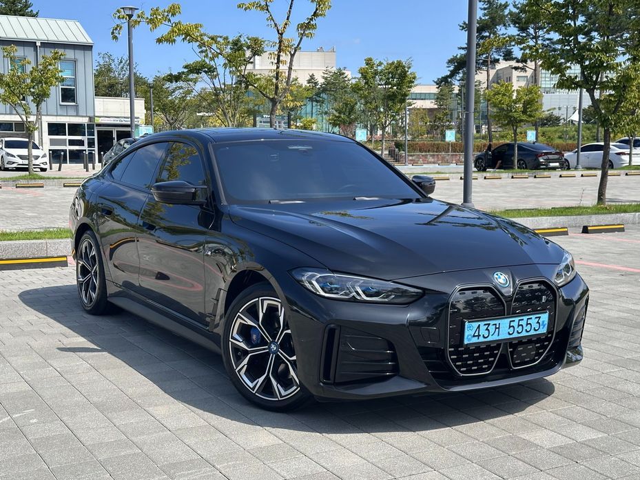 BMW i4 2023