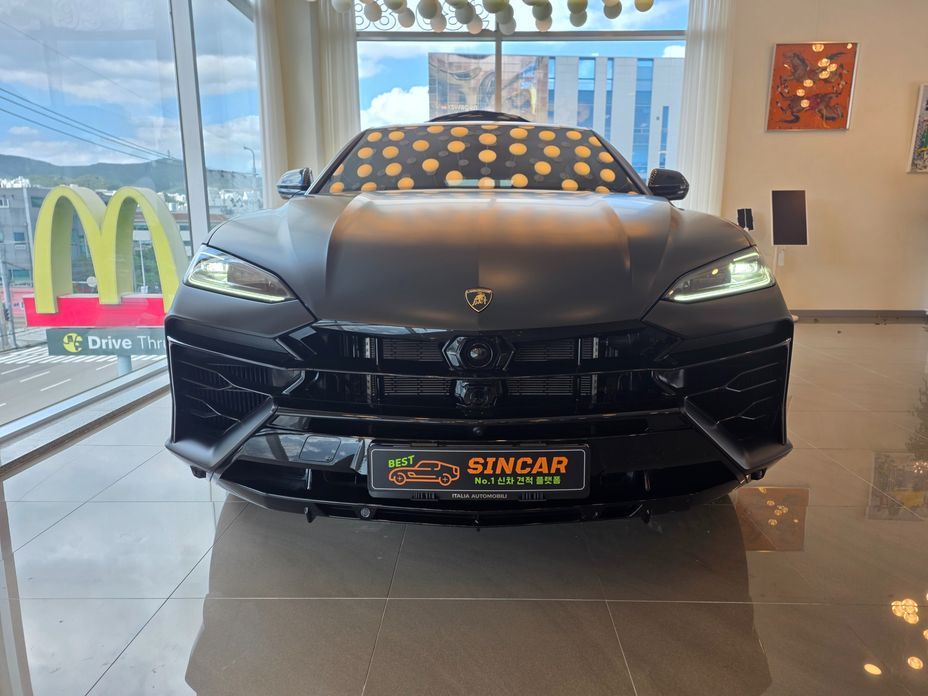 Lamborghini Urus 2026