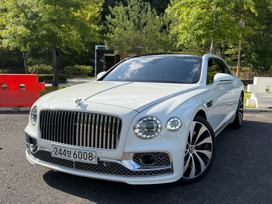 Bentley Flying Spur 2023