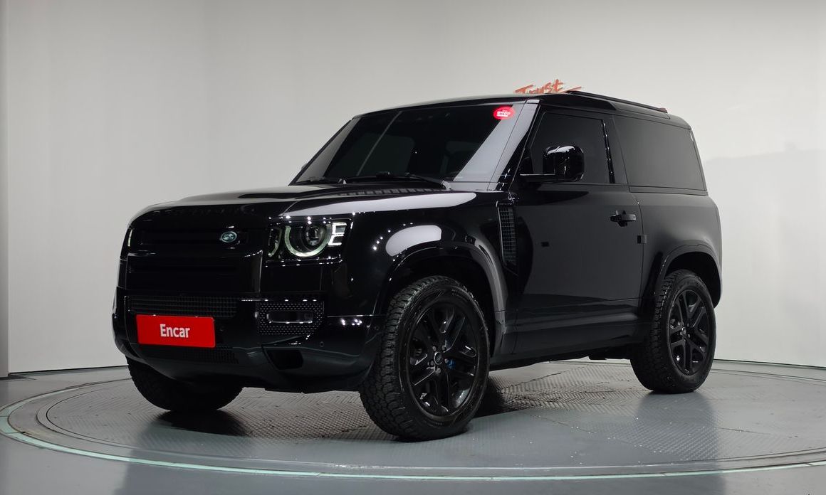 Land Rover Defender 2024