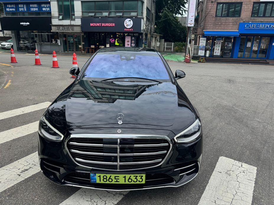 Mercedes-Benz S-Class 2026