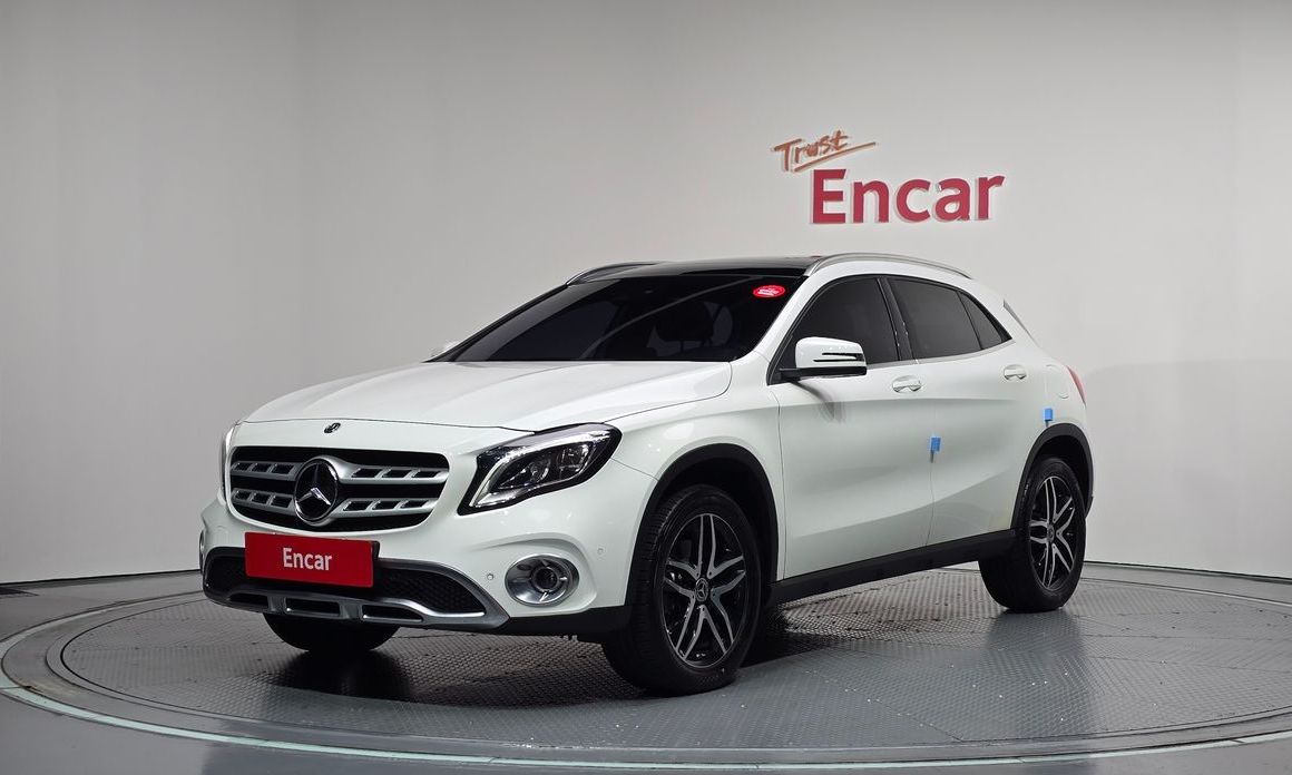 Mercedes-Benz GLA-Class 2019