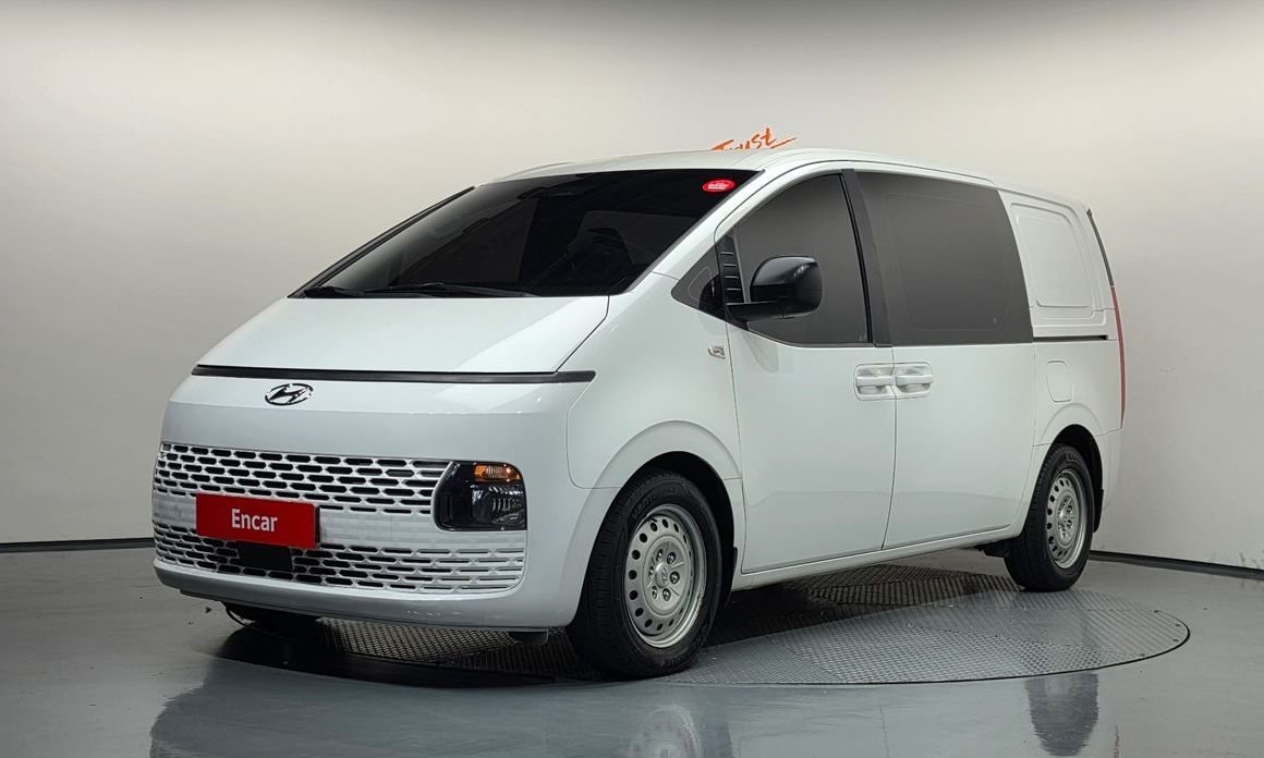 Hyundai Staria 2023