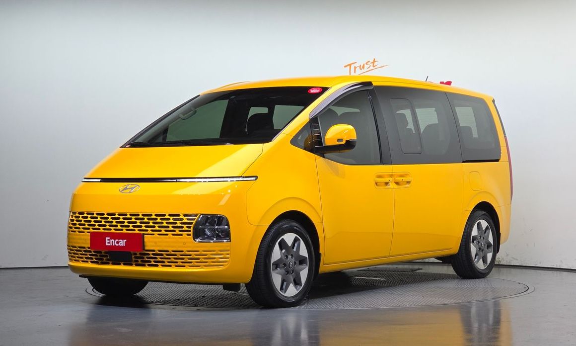 Hyundai Staria 2025