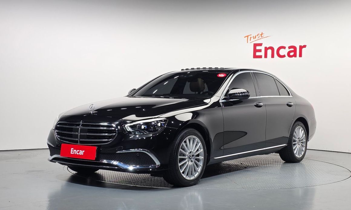 Mercedes-Benz E-Class 2021
