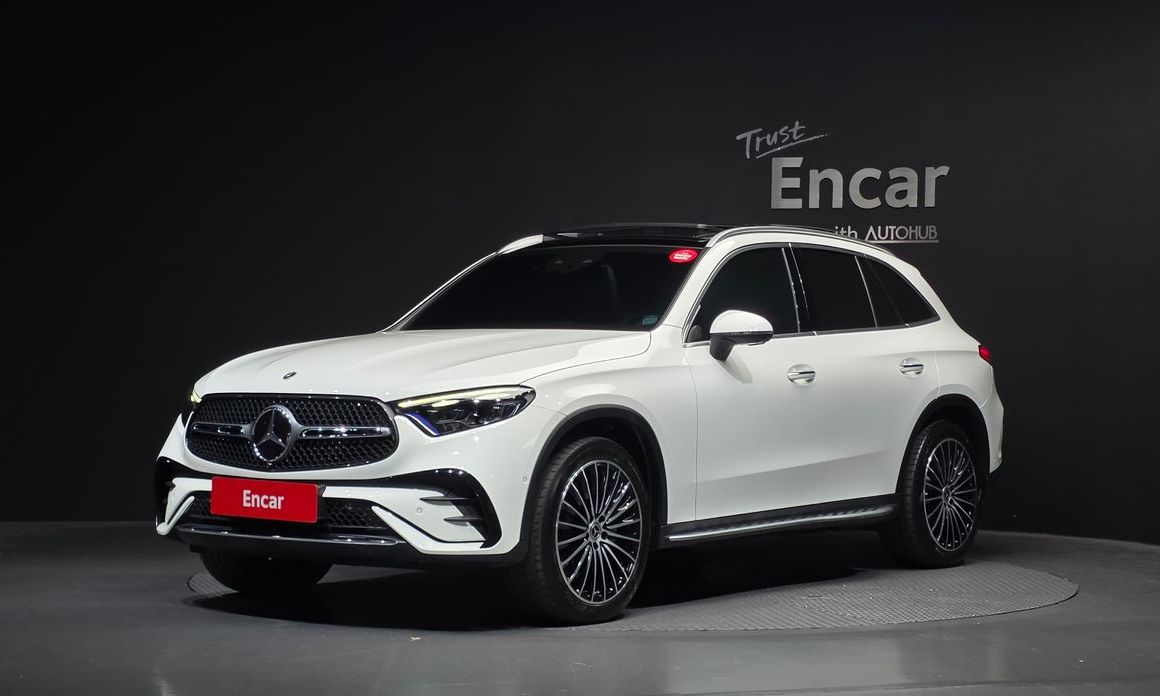 Mercedes-Benz GLC-Class 2023
