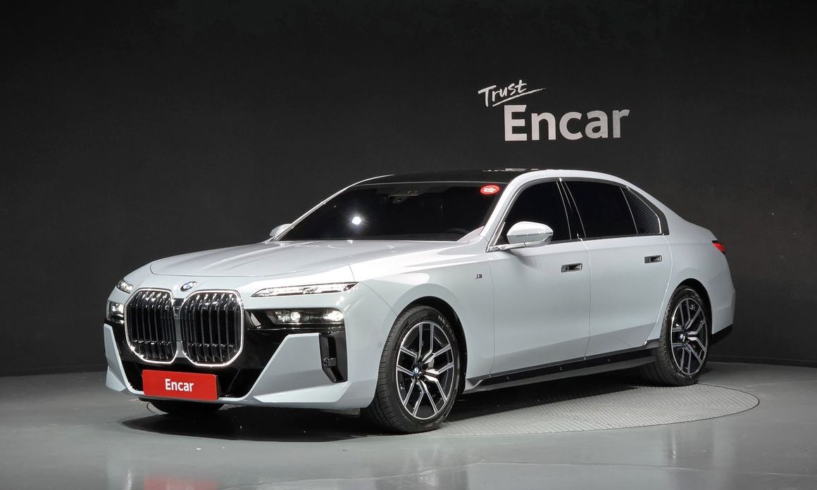 BMW 7-Series 2025