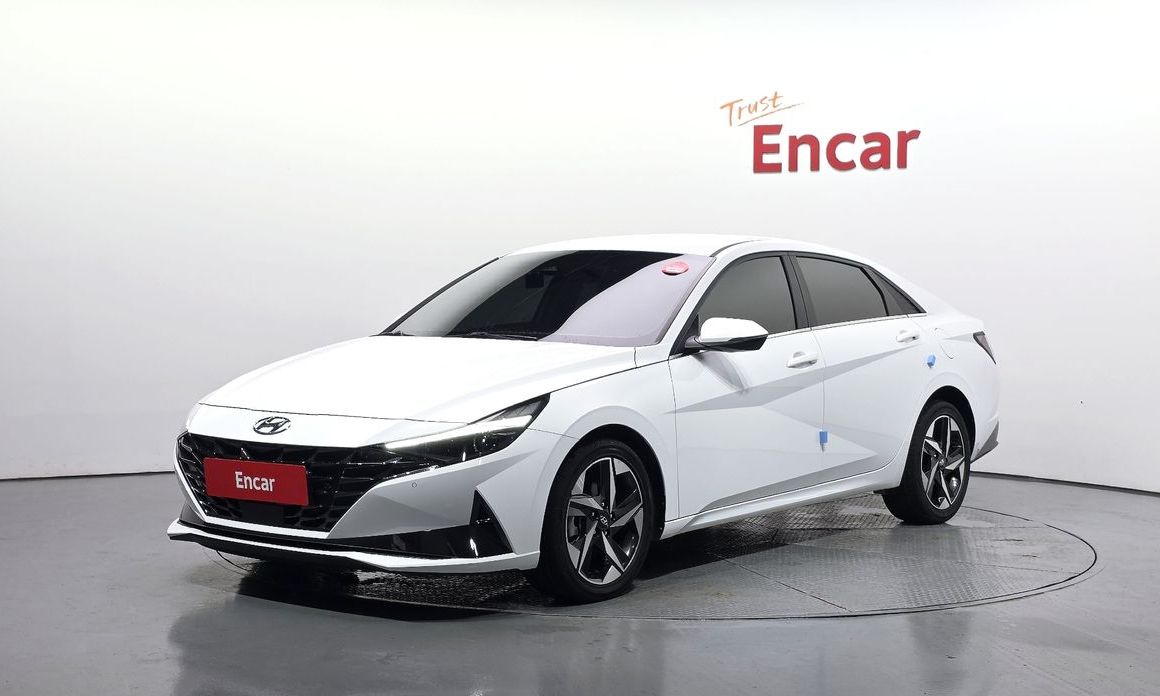 Hyundai AVANTE 2021